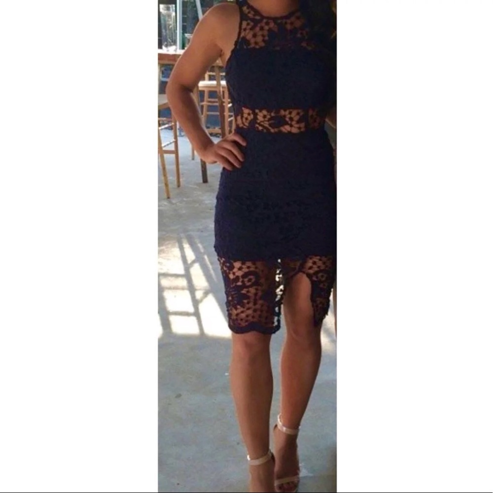 LACE ME UP BODYCON DRESS
